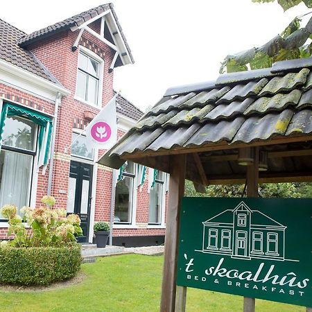 B&B 'T Skoalhus Westergeest Exterior photo